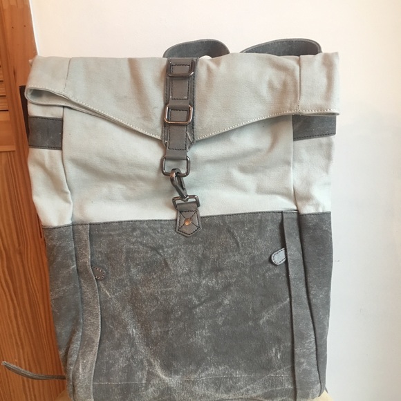 Backpack SOLD - Picture 2 of 6